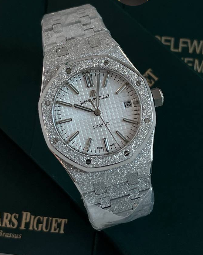 Audemars Piguet Royal Oak Frosted Watch In Pakistan